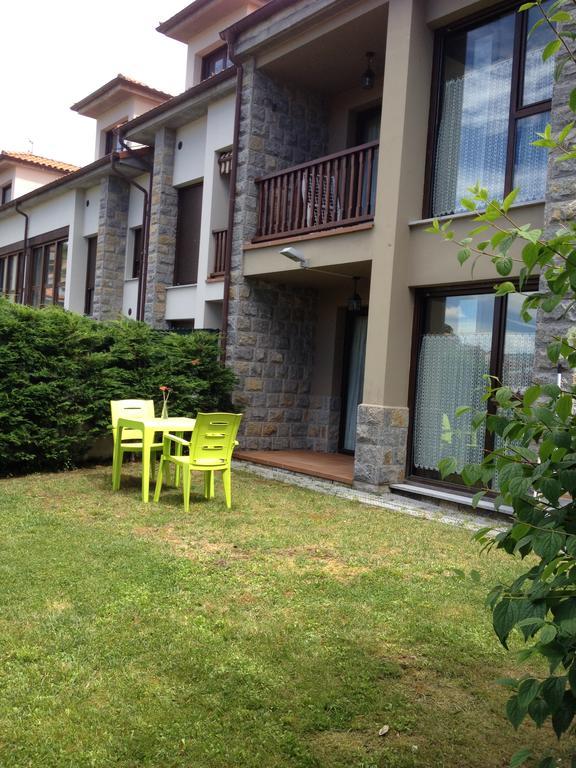 Ferienwohnung Jardin San Pelayo Niembro Exterior foto